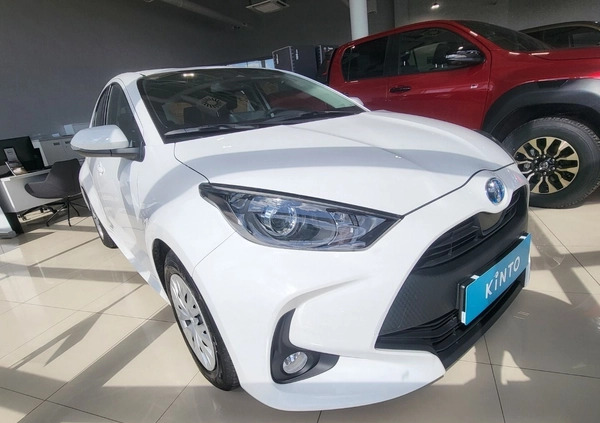 Toyota Yaris cena 84900 przebieg: 15026, rok produkcji 2022 z Mława małe 301